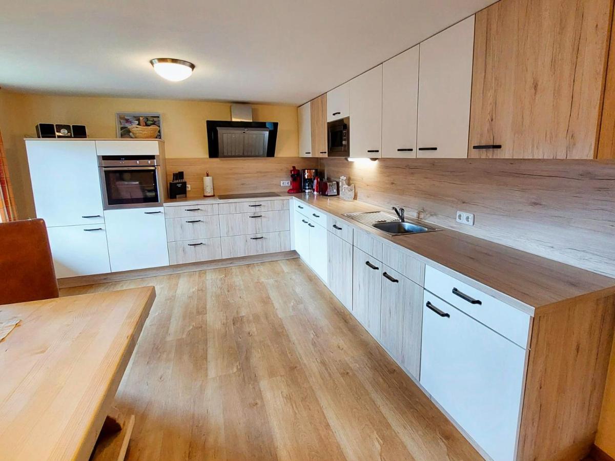 Emanuel Appartement *
